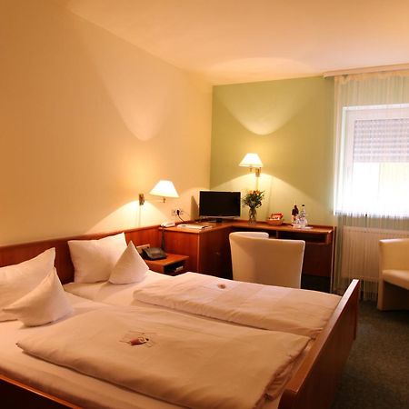Landhotel Zum Boehm Roth  ห้อง รูปภาพ