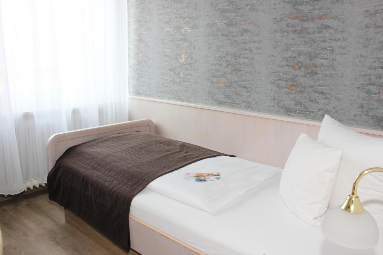 Landhotel Zum Boehm Roth  ภายนอก รูปภาพ