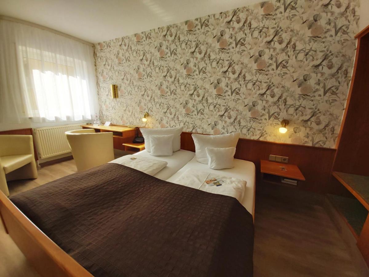Landhotel Zum Boehm Roth  ภายนอก รูปภาพ